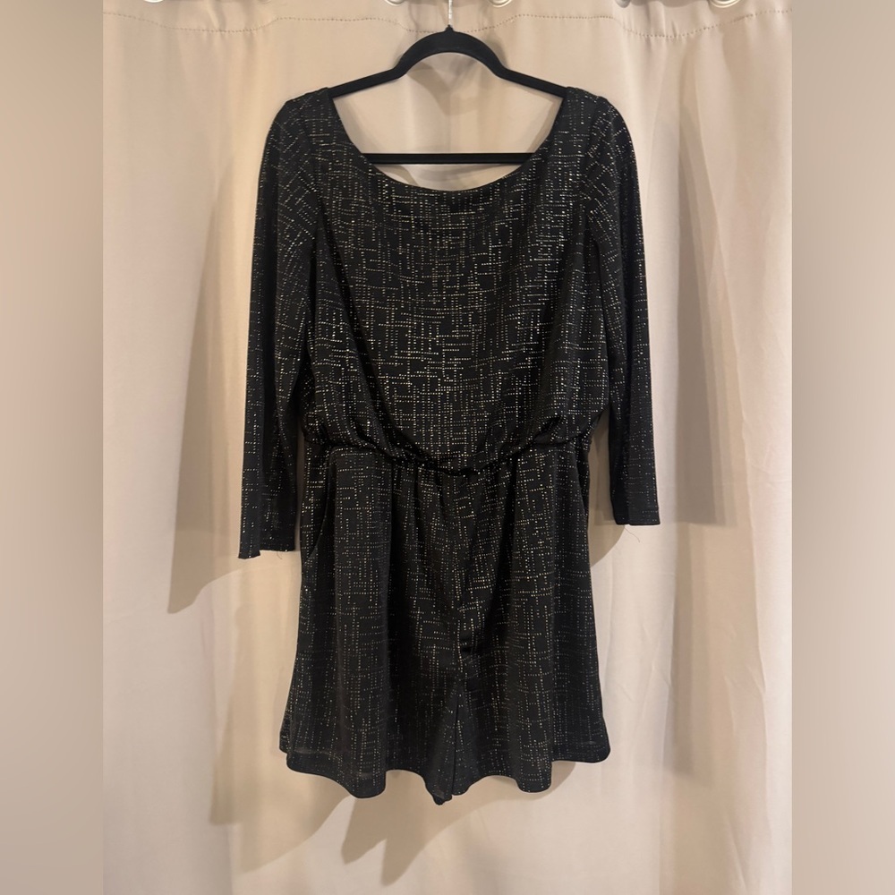 Gianni Bini Black and Gold Romper with pockets